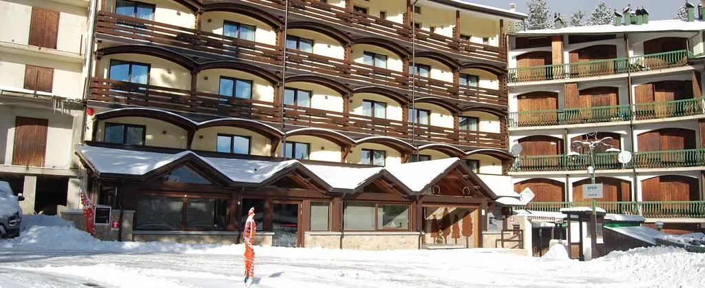 Four-Star Hotels