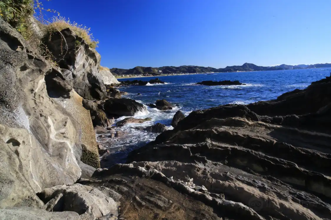 Hotels near Myogane Cape