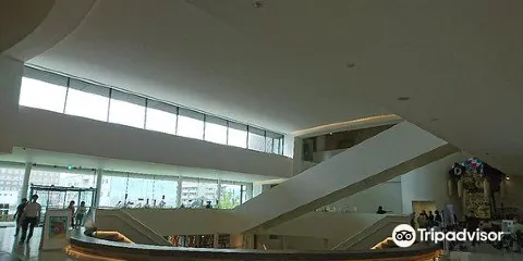 新居浜市総合文化施設・美術館