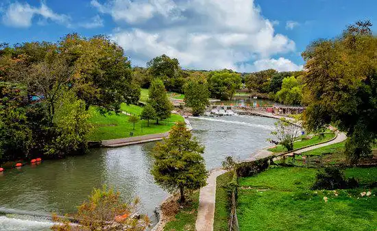 Hotels near New Braunfels