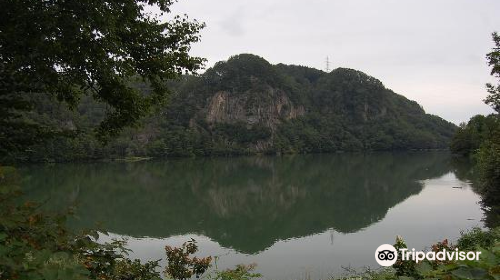 Kuttari Lake