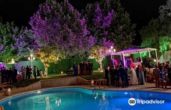 勞斯布隆內斯酒店