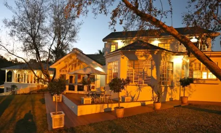 Belvedere Boutique Hotel Отели в г. Виндхук