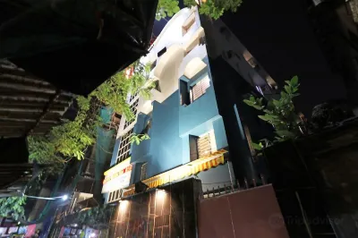 Super Townhouse Parkstreet Formerly Hotel Royal Garden  호텔