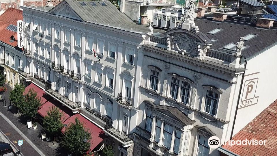 Pannonia Hotel