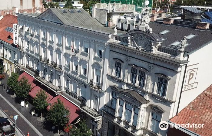 Pannonia Hotel