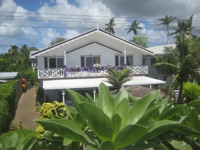 Seaview Lodge and Restaurant Hotels in 