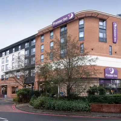 Solihull Town Centre Hoteles cerca de Parque Small Heath