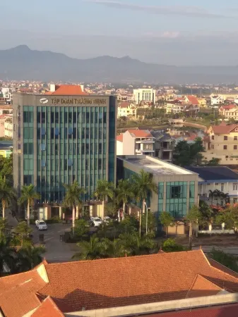 Tan Binh Hotel Отели в г. Bao Xuan