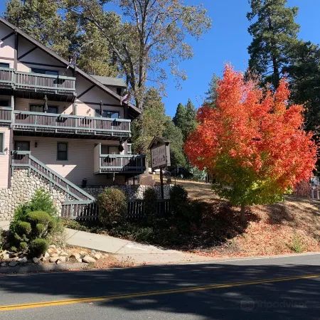 The North Shore Inn