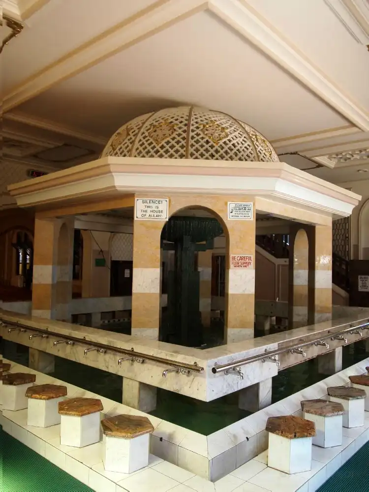 Hotel dekat West Street Mosque