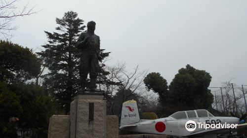 Tokoshieni, Tokkoyushi Statue