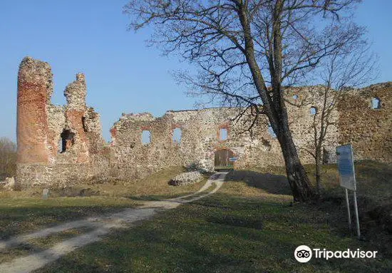 Laiuse Fortress Ruins