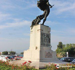 Monumento ai Caduti di Tutte le Guerre