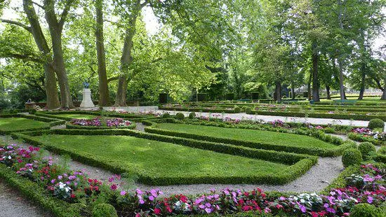 Parc Rochegude