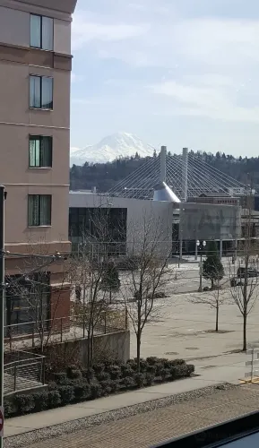 Greater Tacoma Convention Center فنادق في تاكوما