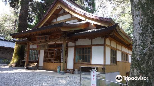 타카치호 신사 (Takachiho Shrine)