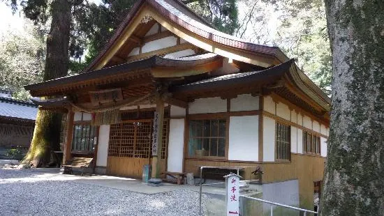 타카치호 신사 (Takachiho Shrine)