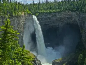 Helmcken Falls