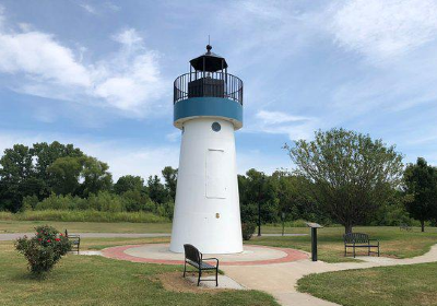 Metropolis Hope Light Lighthouse