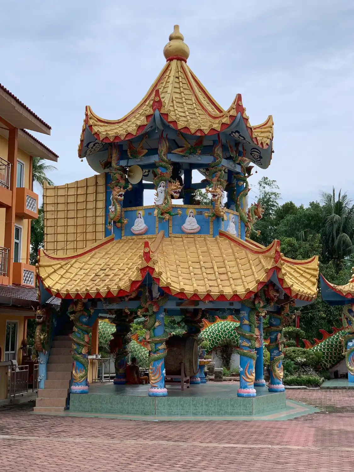 Hotels near Wat Phothikyan Phutthaktham