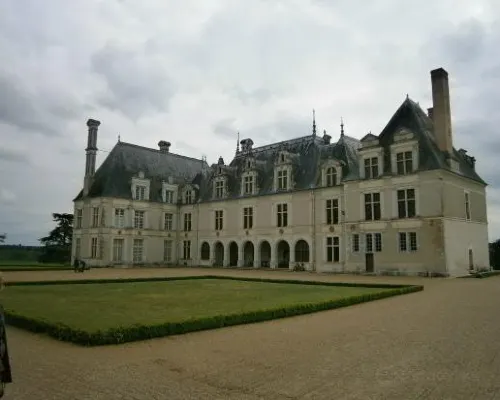 布盧瓦中心美居酒店 布盧瓦酒店