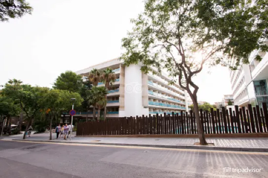 4R Salou Park Resort II