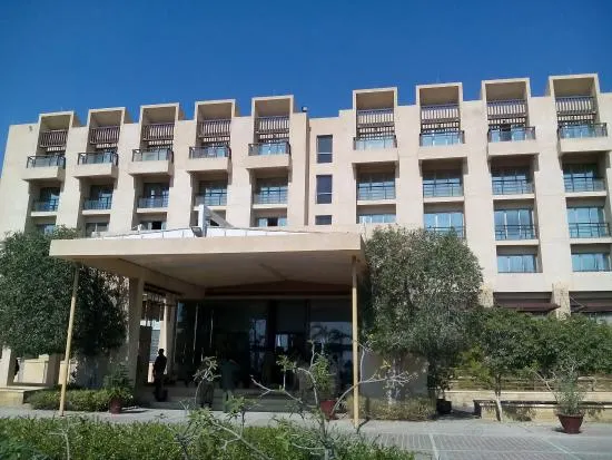Zaver Pearl Continental, Gwadar