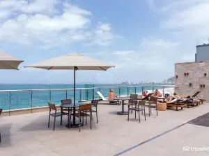 Arena Leme Hotel