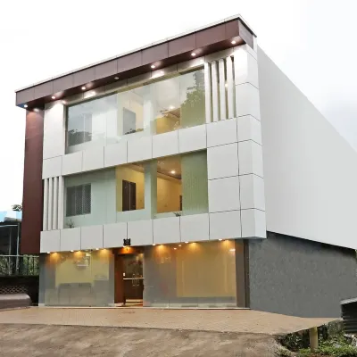 Hotel King Safire , Port Blair ジョガーズパーク周辺のホテル