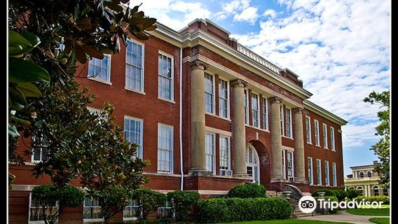 Triangle Cultural Center