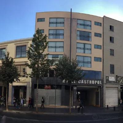 卡斯特羅波爾飯店 皮诺苏亚雷斯附近的飯店