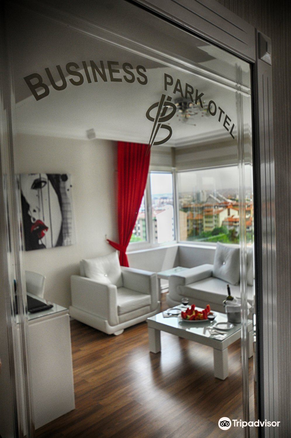 Business Park Otel (Business Park Hotel)