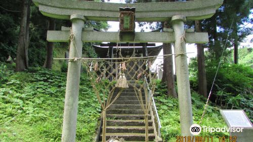 保食神社