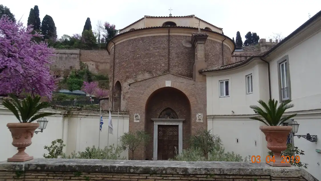 Hotels near Fontana di Via San Teodoro