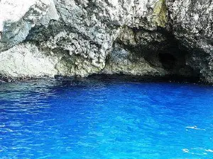 Cave Bisevo