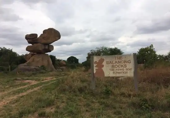 Hotels near Balancing Rocks