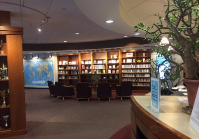 ファーミントン図書館