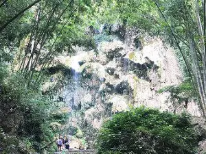 ツマログ滝