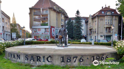 Ivan Sarić Monument