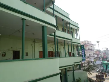 Tiwari Lodge