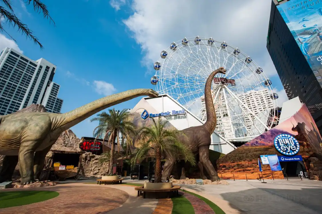 Hotels near Dinosaur Planet