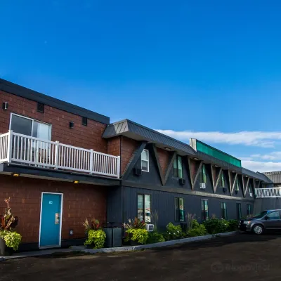 Stoke Hotel SureStay Collection by Best Western Hotels near Revelstoke Community & Aquatic Centre