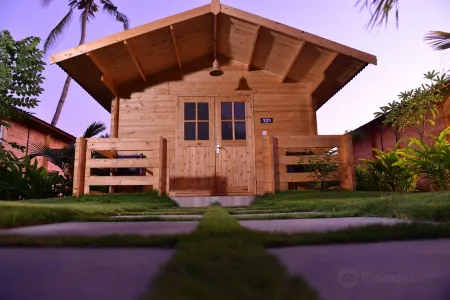 Majestic Beach Comforts