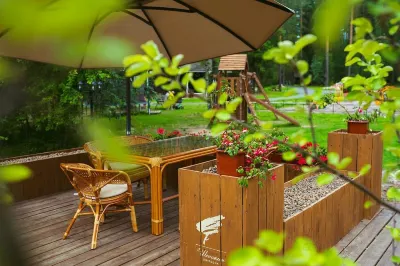 Tsarstvo-Korolevstvo Hotel