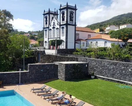 Quinta da Magnólia AR Hotels in Velas