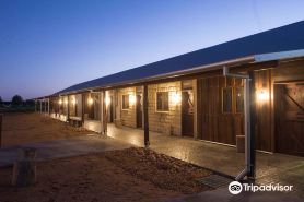 Saltbush Retreat