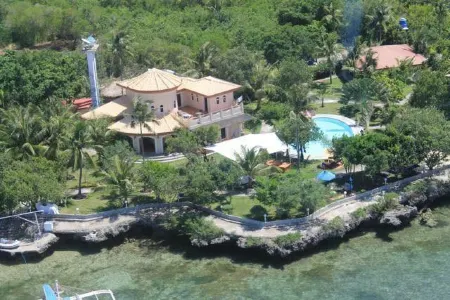 Cabilao Sunset Dive and Beach Resort Отели в г. Лун