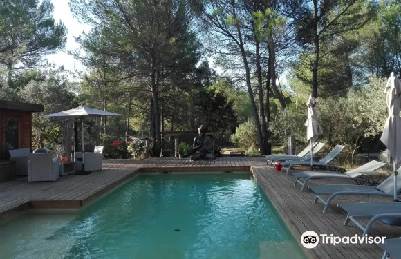 約瑟芬洛爾別墅酒店