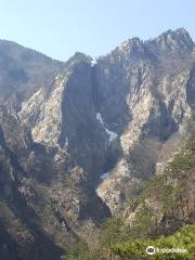 Daeseung Falls
